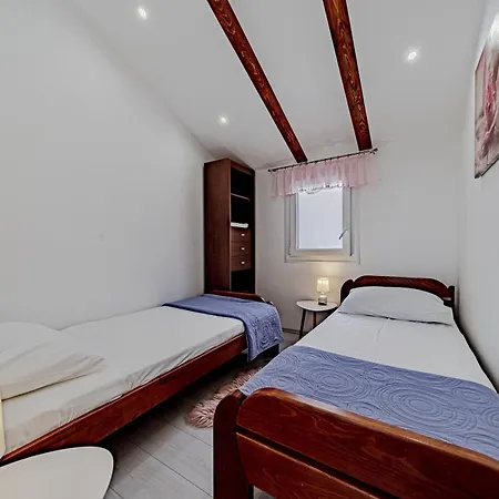 Seaside House Cove Blaca, Korcula - 21444 Holiday home *