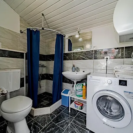 Beachfront House With Hot Tubcove Blaca, Korcula - 21444