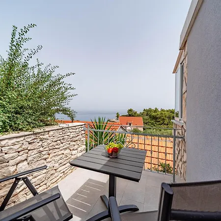 בית נופש Beachfront House With Hot Tubcove Blaca, Korcula - 21444 Blato (Korcula)