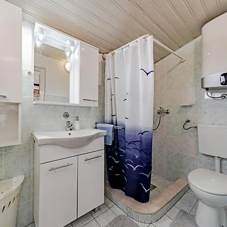 Beachfront House With Hot Tubcove Blaca, Korcula - 21444 Blato (Korcula)