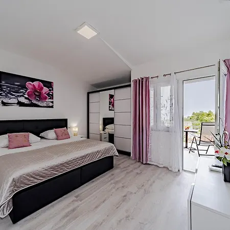 Seaside House Cove Blaca, Korcula - 21444 * Blato (Korcula)