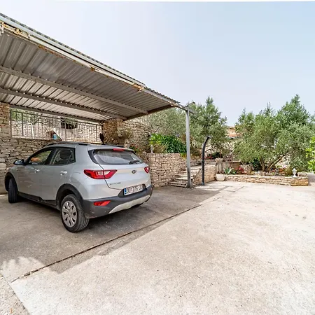 Beachfront House With Hot Tubcove Blaca, Korcula - 21444 Blato (Korcula)